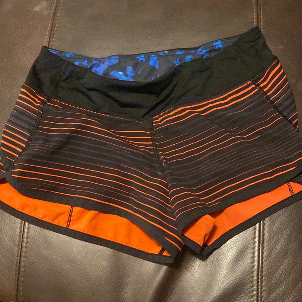 lulu shorts size 4.  2.5 in